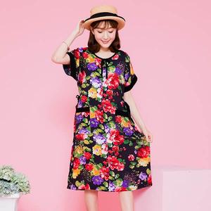 §獨具衣格§ 日本直送 G8913 復古花朵印花洋裝-中大尺碼