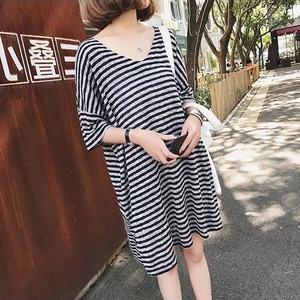 §獨具衣格§ J1514 慵懶條紋V領洋裝-大尺碼